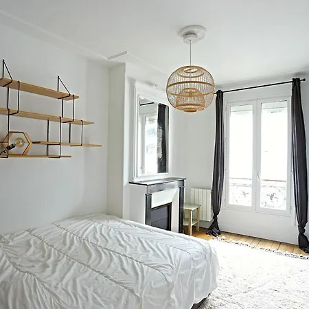 Ideally Plan For 4 Near Montparnasse Paris